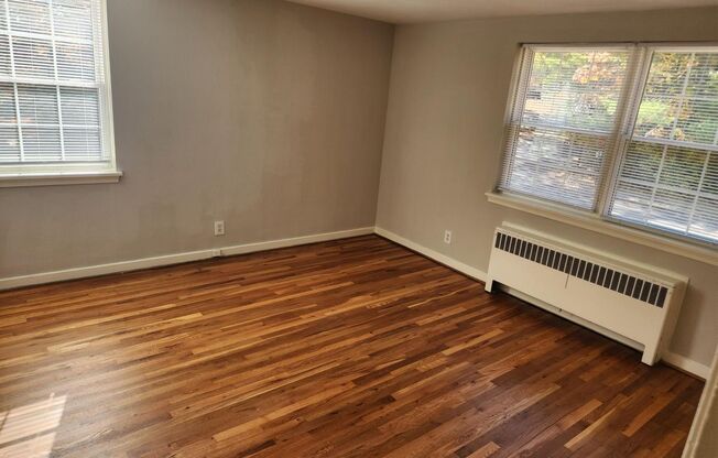 1 bed, 1 bath, 663 sqft, $2,050, Unit D-16