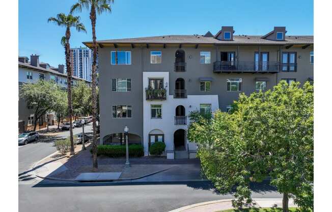 street view of Roosevelt Square apartments