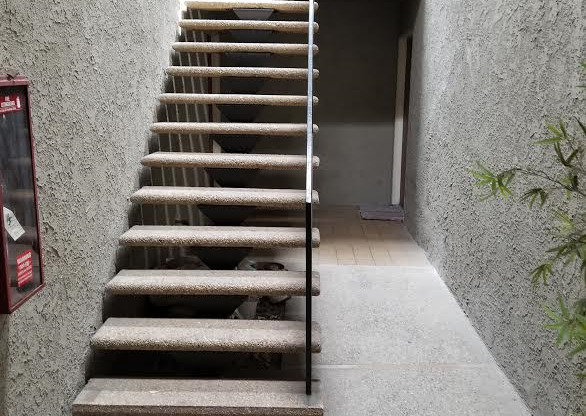 Manhattan Beach Blvd