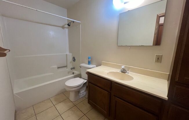 1 bed, 1 bath, 455 sqft, $900, Unit A221-18