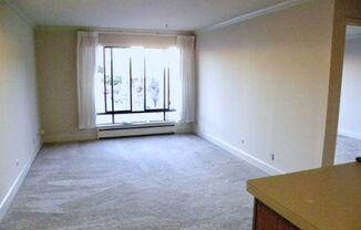 1 bed, 1 bath, $2,795, Unit 105