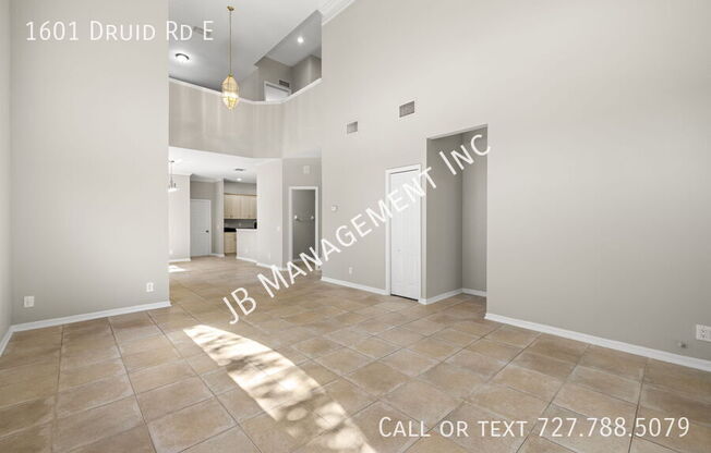 1601 DRUID RD E