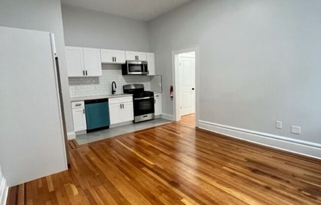 1 bed, 1 bath, 503 sqft, $2,229, Unit Apt 8