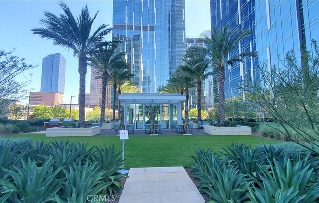 1 bed, 1 bath, 748 sqft, $2,800, Unit 1805