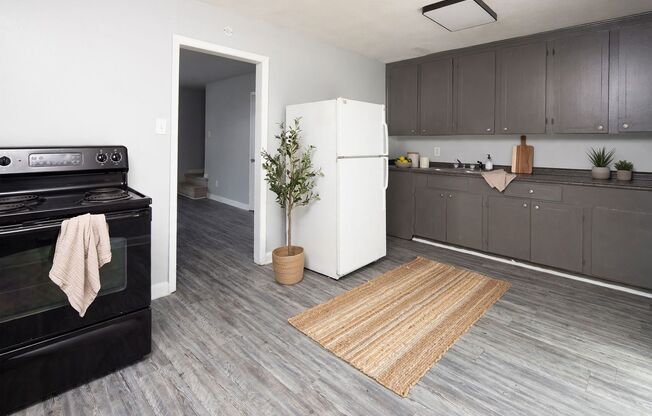 2 beds, 1.5 baths, $1,195, Unit 1106 Marble St. Apt. # D