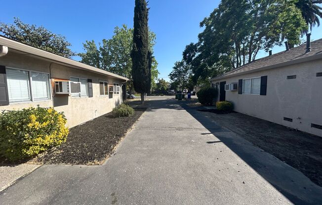 683 - 695 Vermont Avenue, Turlock CA 95380