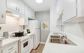 The McLaughlin Avenue Apartments