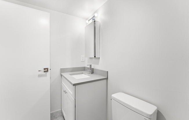 1 bed, 1 bath, 1,125 sqft, $3,000, Unit 205