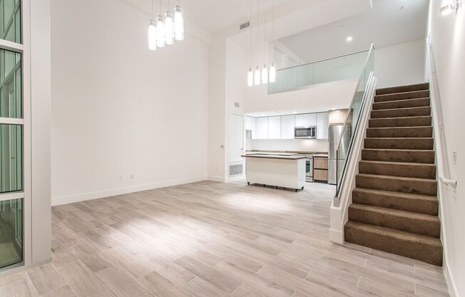 1 bed, 1.5 baths, 965 sqft, $3,300, Unit 1616 - 210