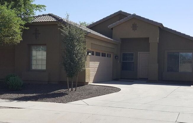 NICE AND AFFORDABLE TOLLESON HOME!