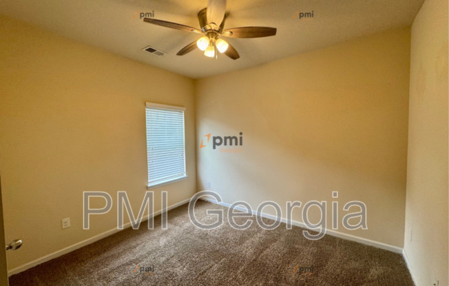 2 LONGLEAF CIR