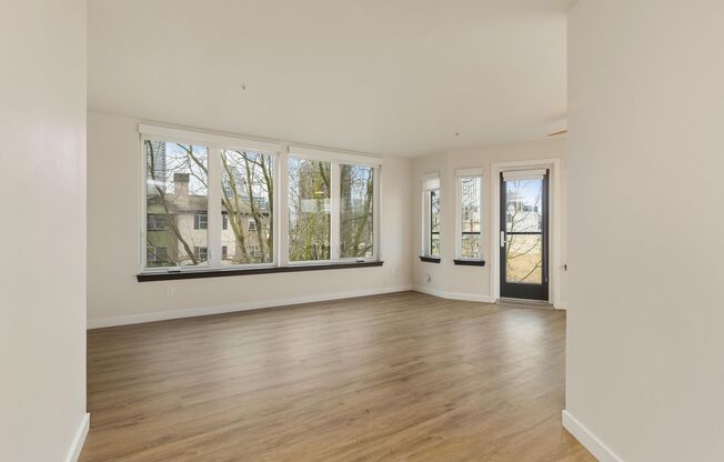 2 beds, 2 baths, 886 sqft, $3,545, Unit 401