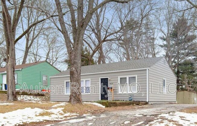 4615 FREEMAN AVE