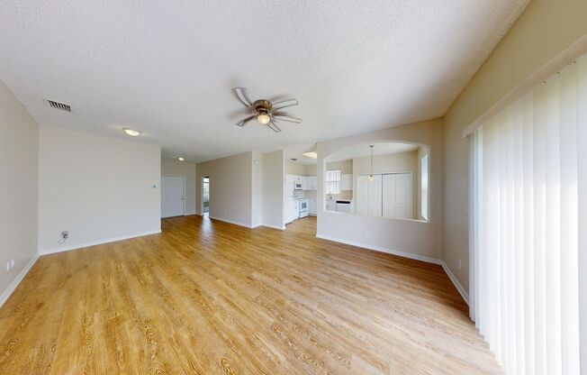 3Bed/ 2Bath Home Available Now In Southchase In Orlando!