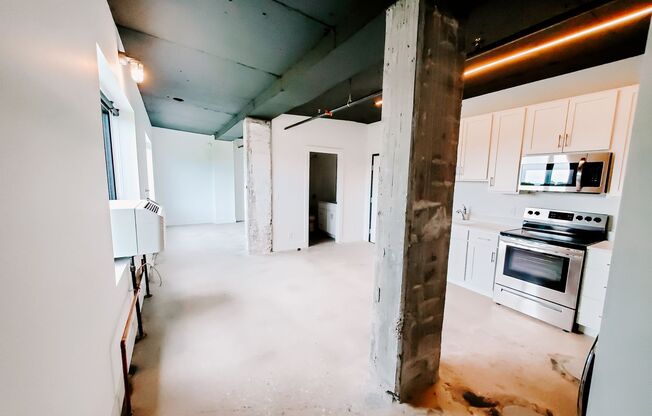 Studio, 1 bath, 480 sqft, $1,015, Unit D505