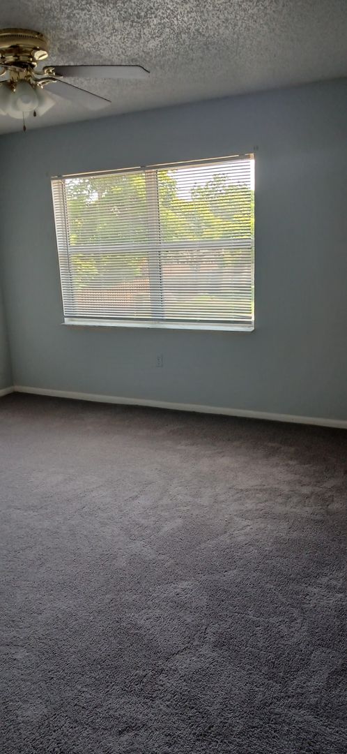 2 beds, 1.5 baths, 980 sqft, $1,500, Unit 221