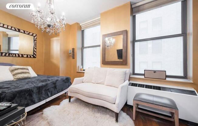 Studio, 1 bath, 370 sqft, $2,995, Unit 906