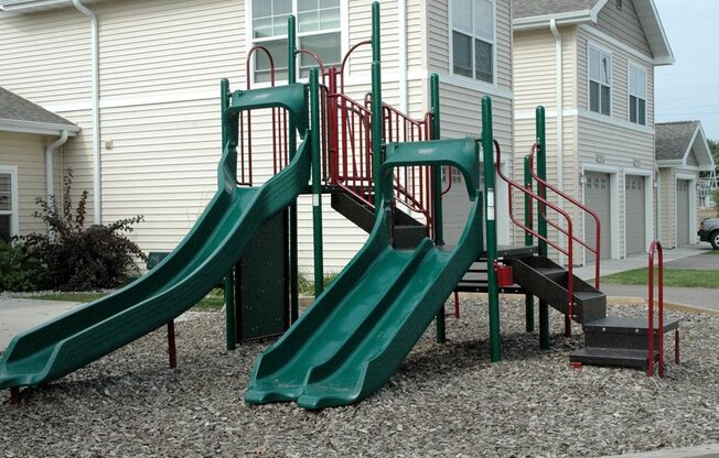 Welcome to Townhomes of Craftsman Village