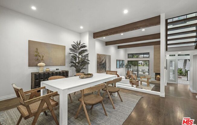 1574 MICHAEL LN