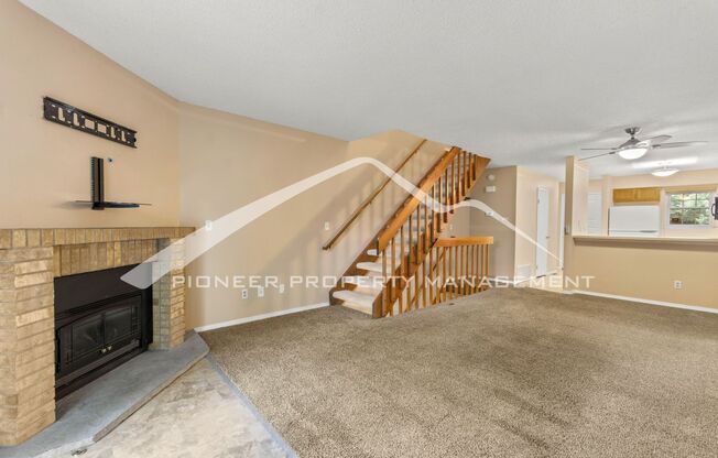 Spacious Townhome with Assigned Parking Space