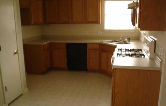 112 HARVEST LN