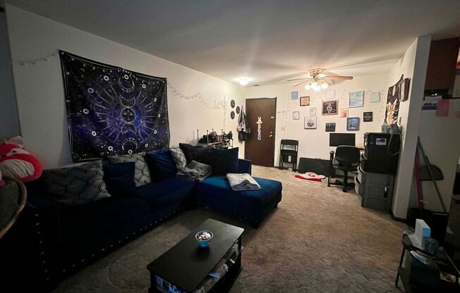 1 bed, 1 bath, $950, Unit 58