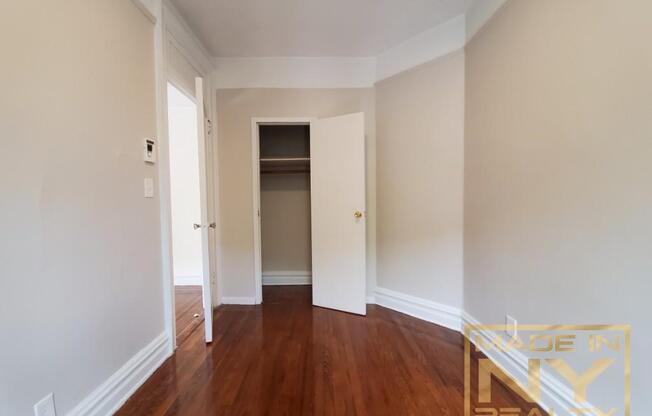 1 bed, 1 bath, $2,500, Unit 2B