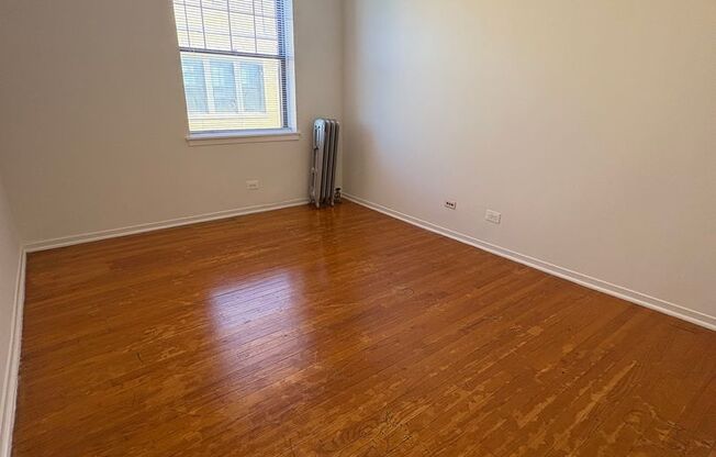 3 beds, 2 baths, 1,164 sqft, $1,475, Unit CA 127-3