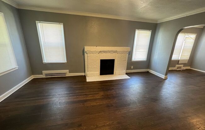 Adorable 3/1 home in KCMO!