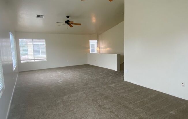 3 beds, 2.5 baths, $2,345