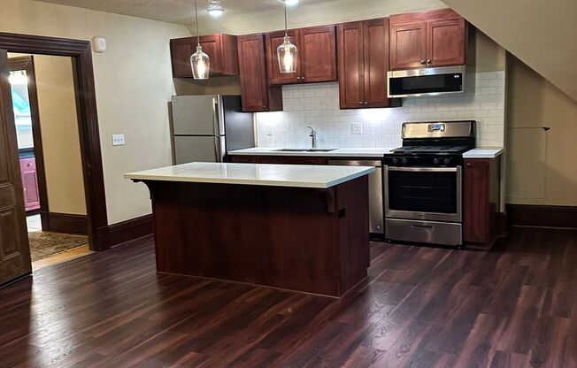 1 bed, 1 bath, 800 sqft, $1,495, Unit #8