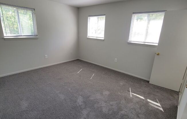 2 beds, 1.5 baths, 900 sqft, $1,245, Unit 220-H