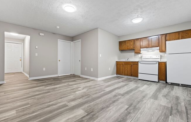 1 bed, 1 bath, $750, Unit 1213 W. Main St. #17