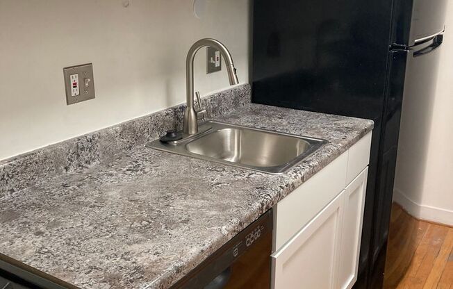 1 bed, 1 bath, 650 sqft, $1,299, Unit 9A