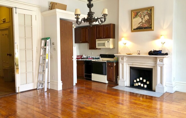 141 BEACON ST