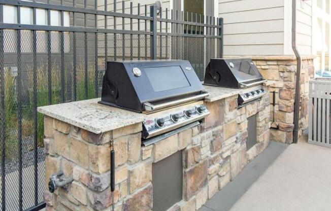 Barbecue And Grilling Station at Parc on Center Apartments & Townhomes, Utah