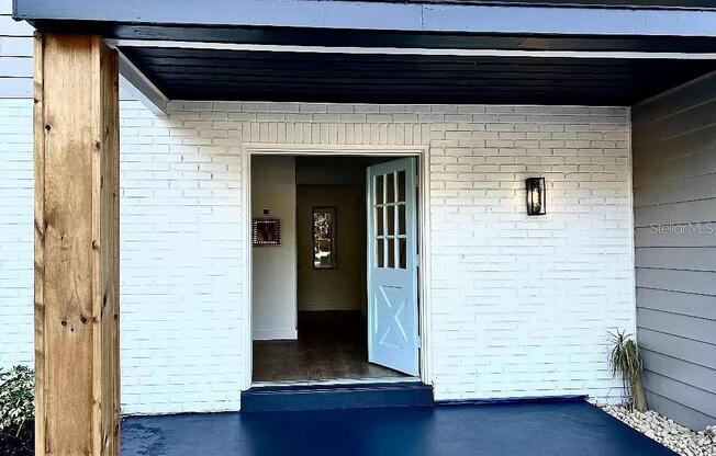 14716 CARNATION DR
