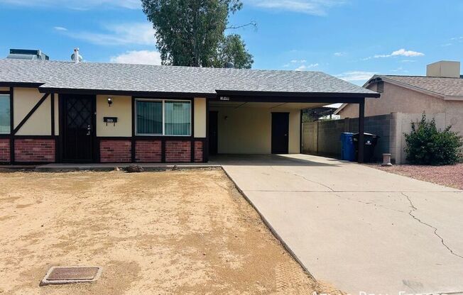 3849 E LUDLOW DR