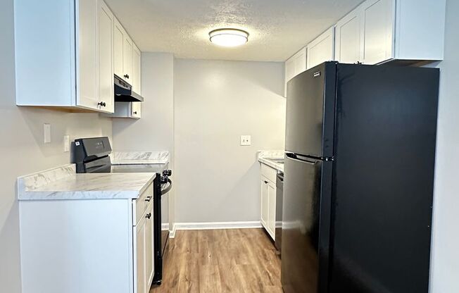 1 bed, 1 bath, 660 sqft, $950, Unit 06