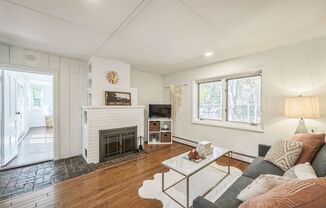 1 bed, 1 bath, $2,000