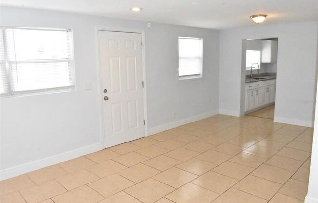 4018 W NASSAU ST 