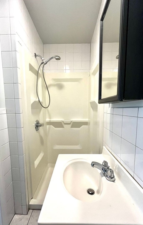 1 bed, 1 bath, 600 sqft, $2,350, Unit 2