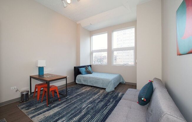 Studio, 1 bath, 300 sqft, $1,459, Unit 518
