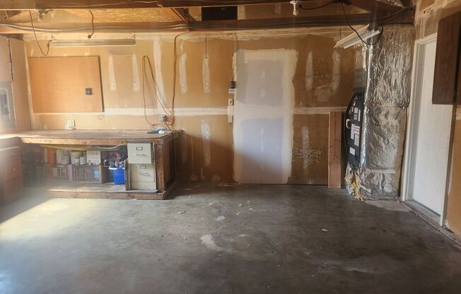 31st Ave 4 Br, Dbl Garage, All New Carpet