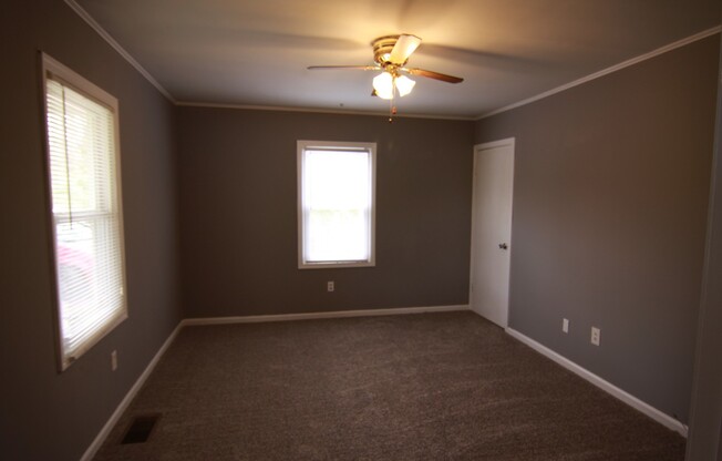 2 Bedroom Pet Friendly Home For Rent!