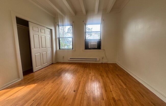 1 bed, 1 bath, 410 sqft, $1,599, Unit 3510 Louisa St. #07