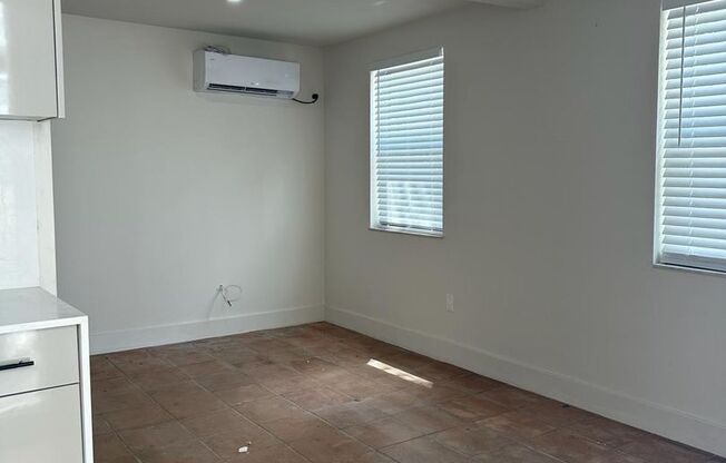 Studio, 1 bath, $1,650