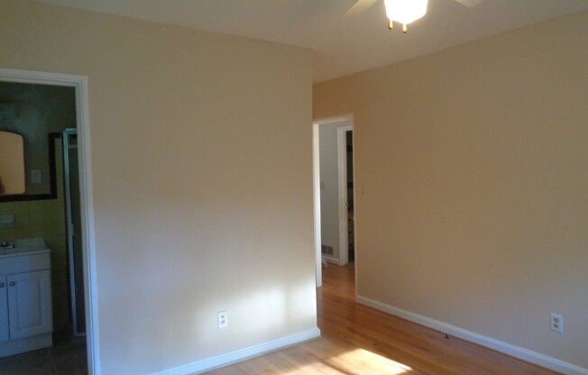 3 beds, 2 baths, $1,700