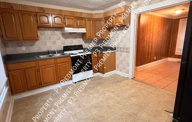 1631 HARRISON AVE