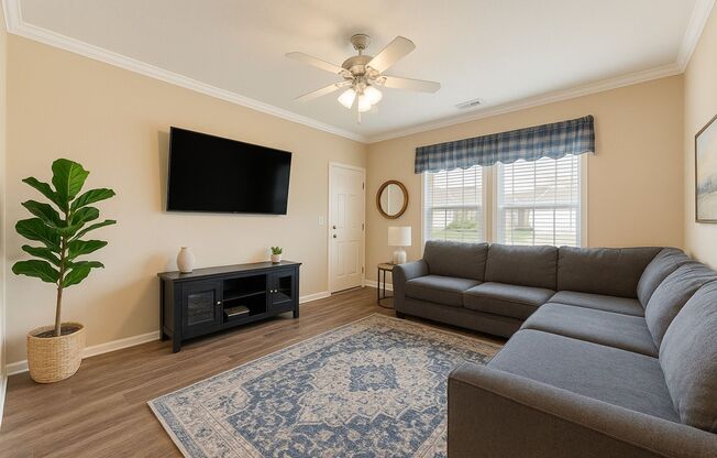 Great 3 Bed, 3 Bath Duplex for Fall 2026 Pre-Lease